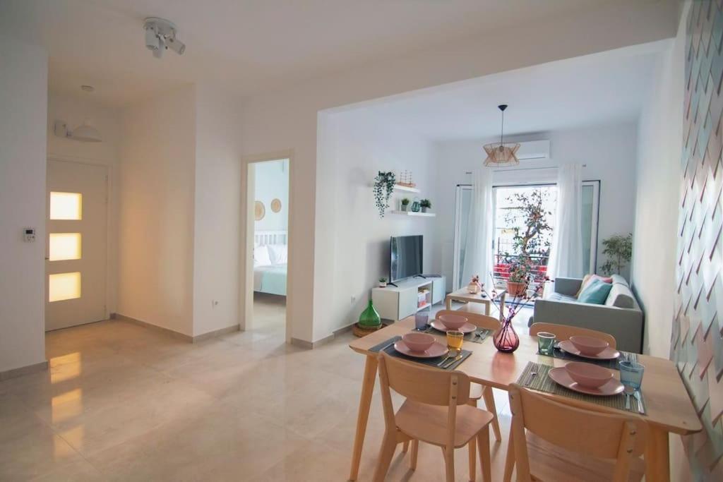 Charming Sweet Apt @Garitsa! Corfu  Buitenkant foto